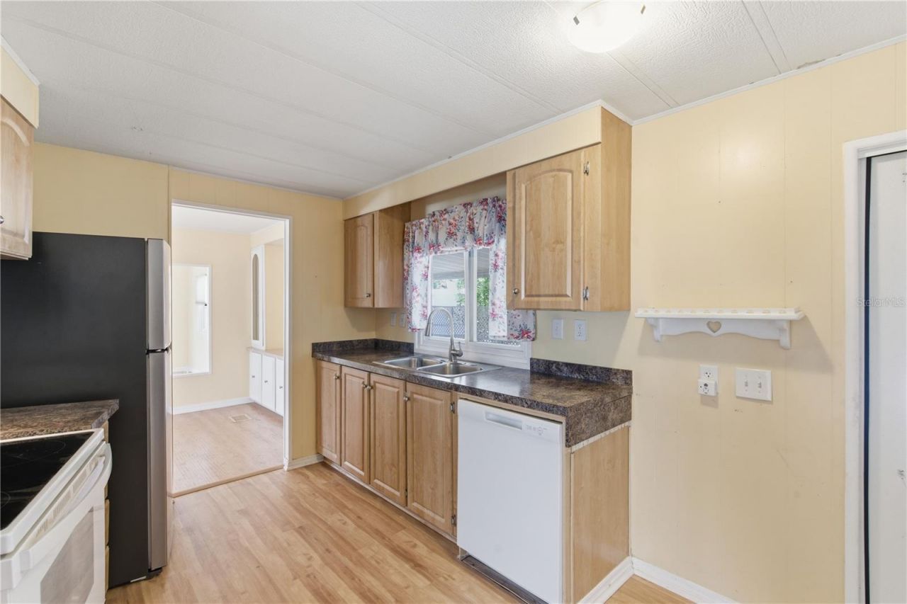 808 53rd Avenue E, Unit 246, Bradenton, FL 34203 Photo