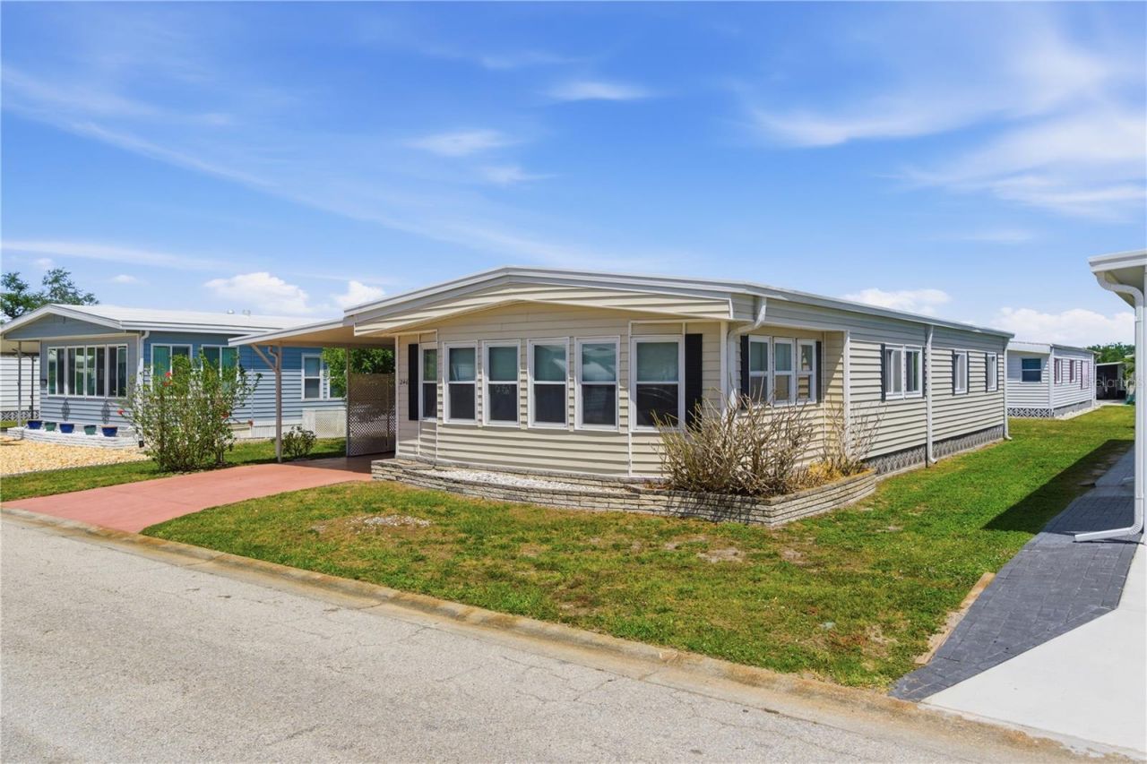 808 53rd Avenue E, Unit 246, Bradenton, FL 34203 Photo