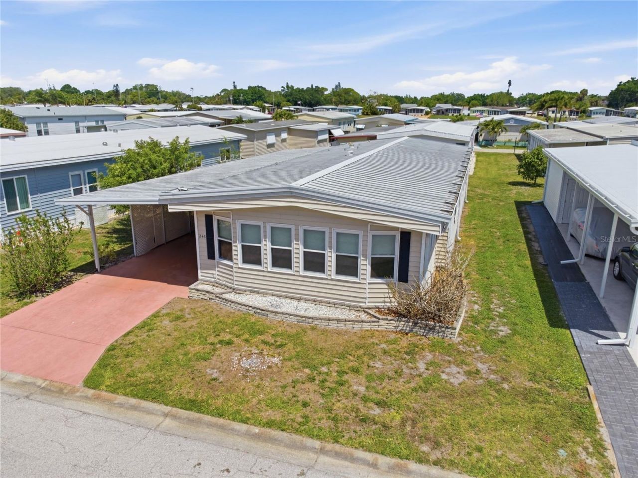 808 53rd Avenue E, Unit 246, Bradenton, FL 34203 Photo