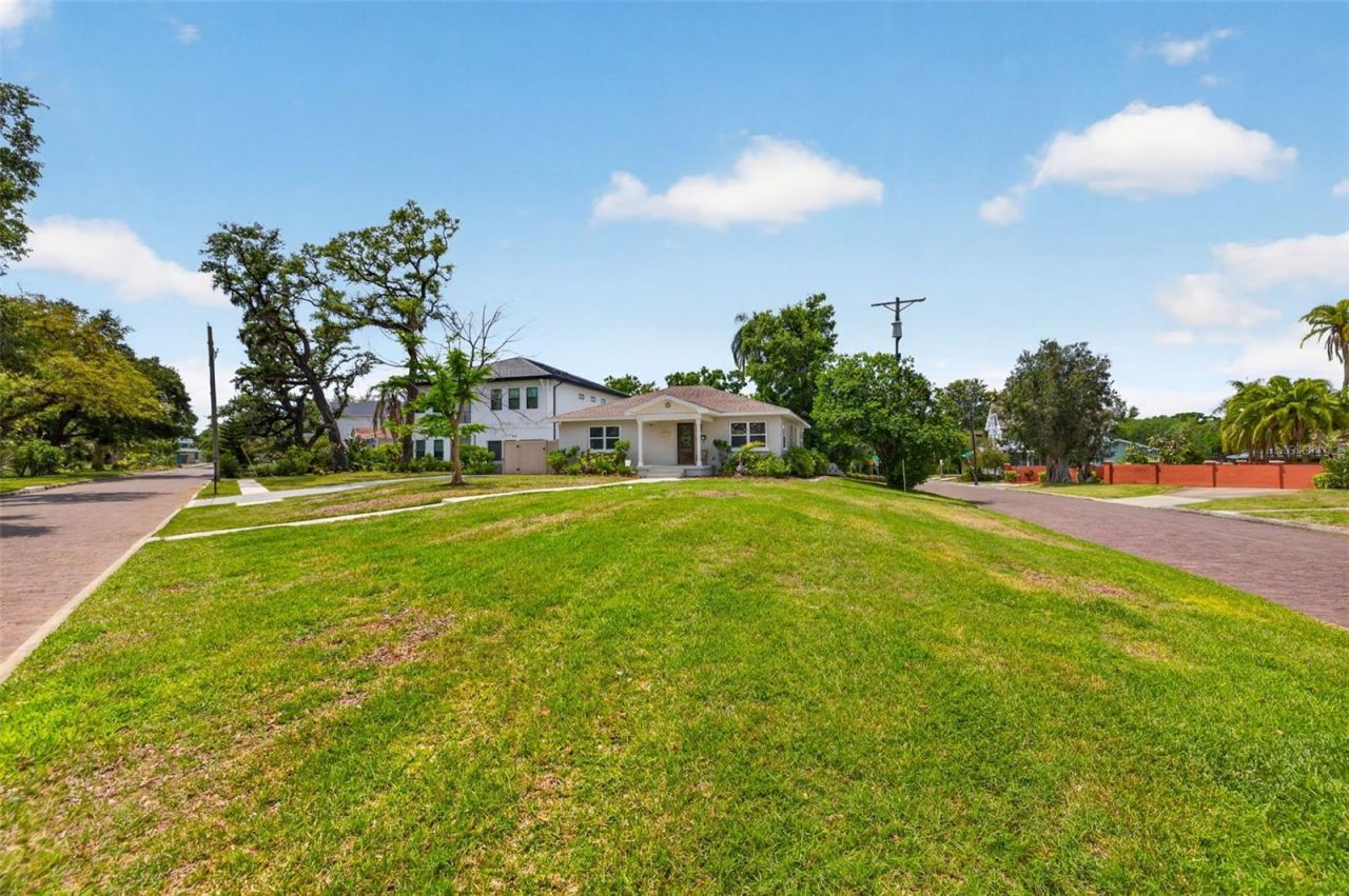 3318 N Ridge Avenue, Tampa, FL 33603 Photo