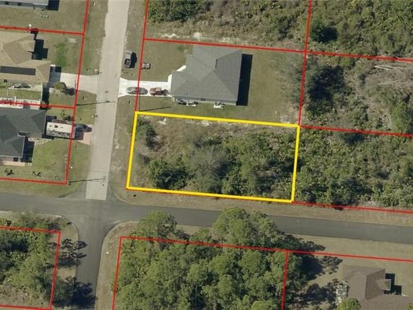 2900 6th ST SW, LEHIGH ACRES, FL 33976