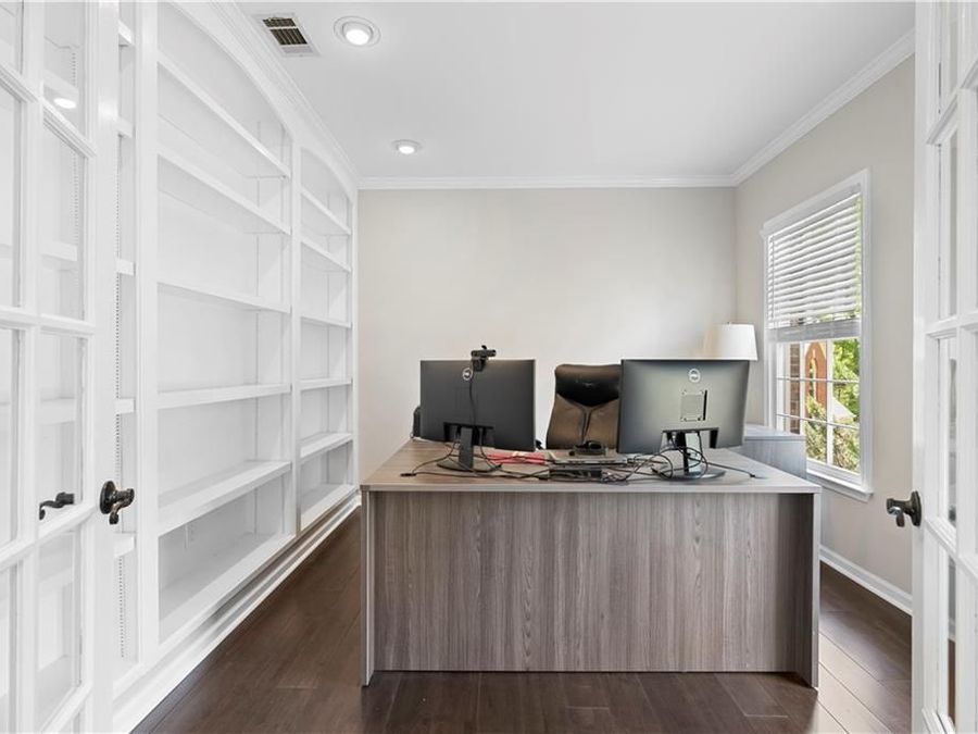 Property Image 28