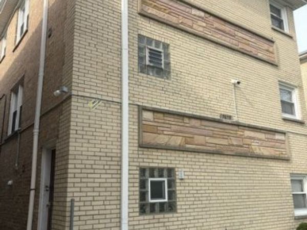 7612 W Belmont Avenue , Unit 1N, Chicago, IL 60634