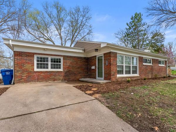 2511 Belle Avenue , Davenport, IA 52803