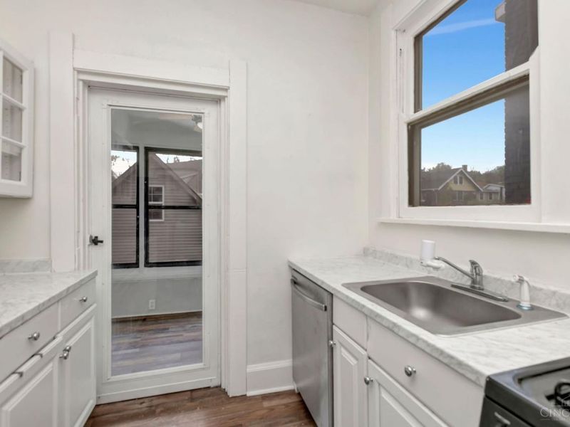 3454 Ruther Avenue, Cincinnati, OH 45220 Photo 10