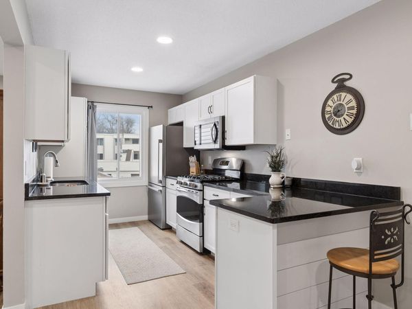 10840 Rockford Road, Unit 209, Plymouth, MN 55442