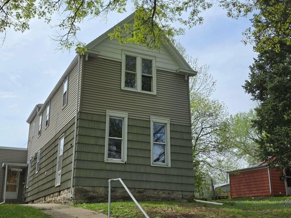 1312 Lind Street, Quincy, IL 62301