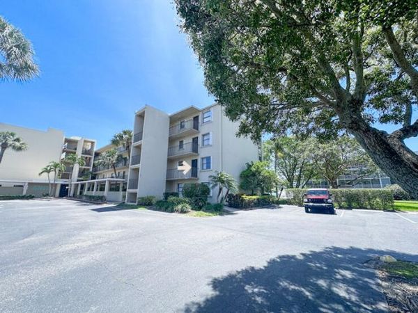 890 N Federal Highway, Unit 205, Lantana, FL 33462