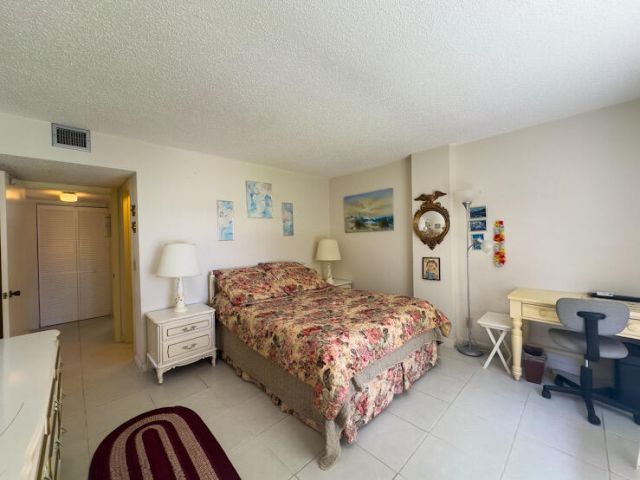 890 N Federal Highway, Unit 205, Lantana, FL 33462 Photo