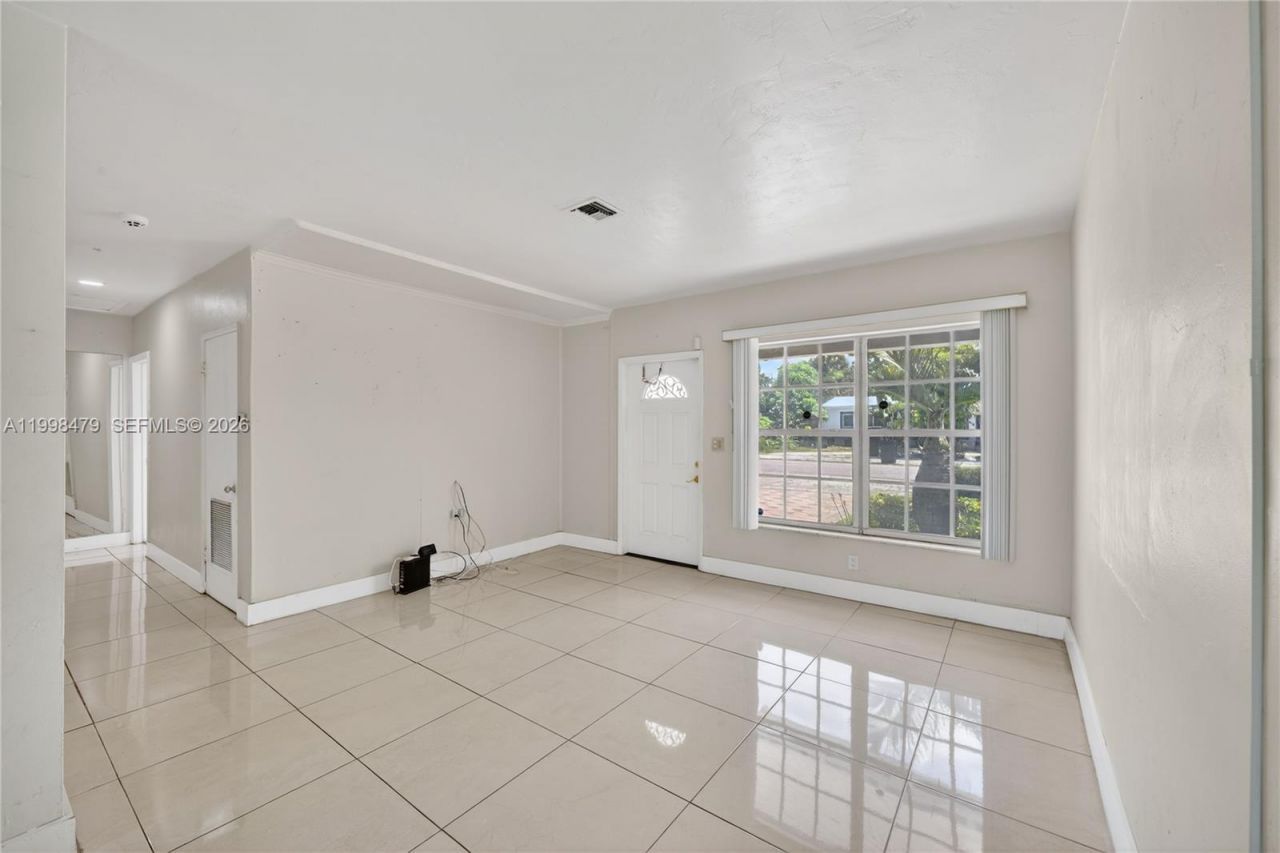 807 SW 26th Ct, Fort Lauderdale, FL 33315 Photo