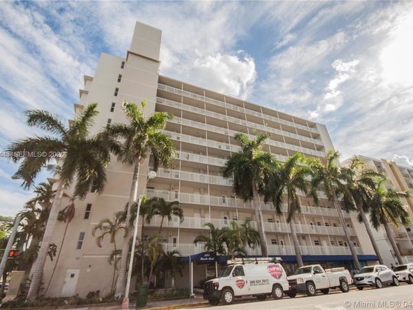 1300 Lincoln Rd, Unit A301, Miami Beach, FL 33139