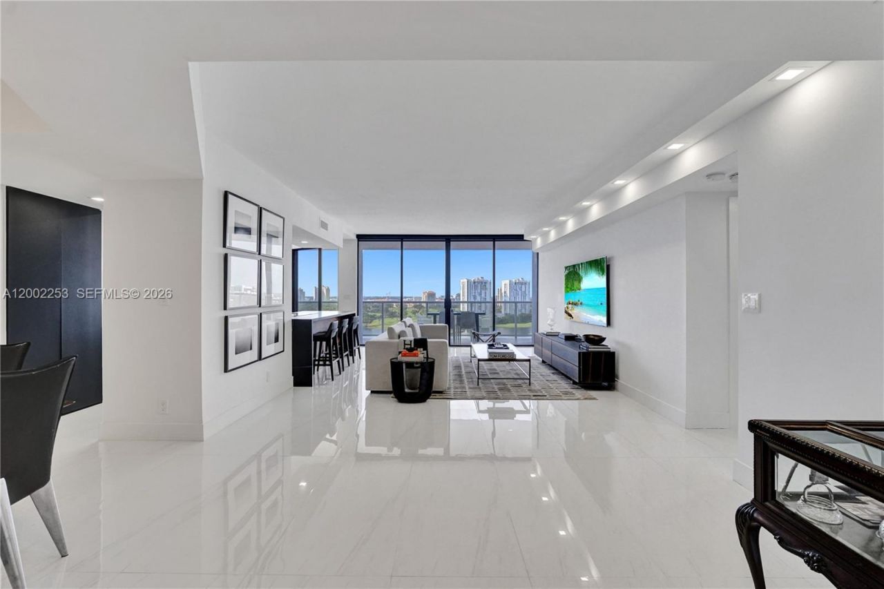 20281 E Country Club Dr, Unit 1503, Aventura, FL 33180 Photo