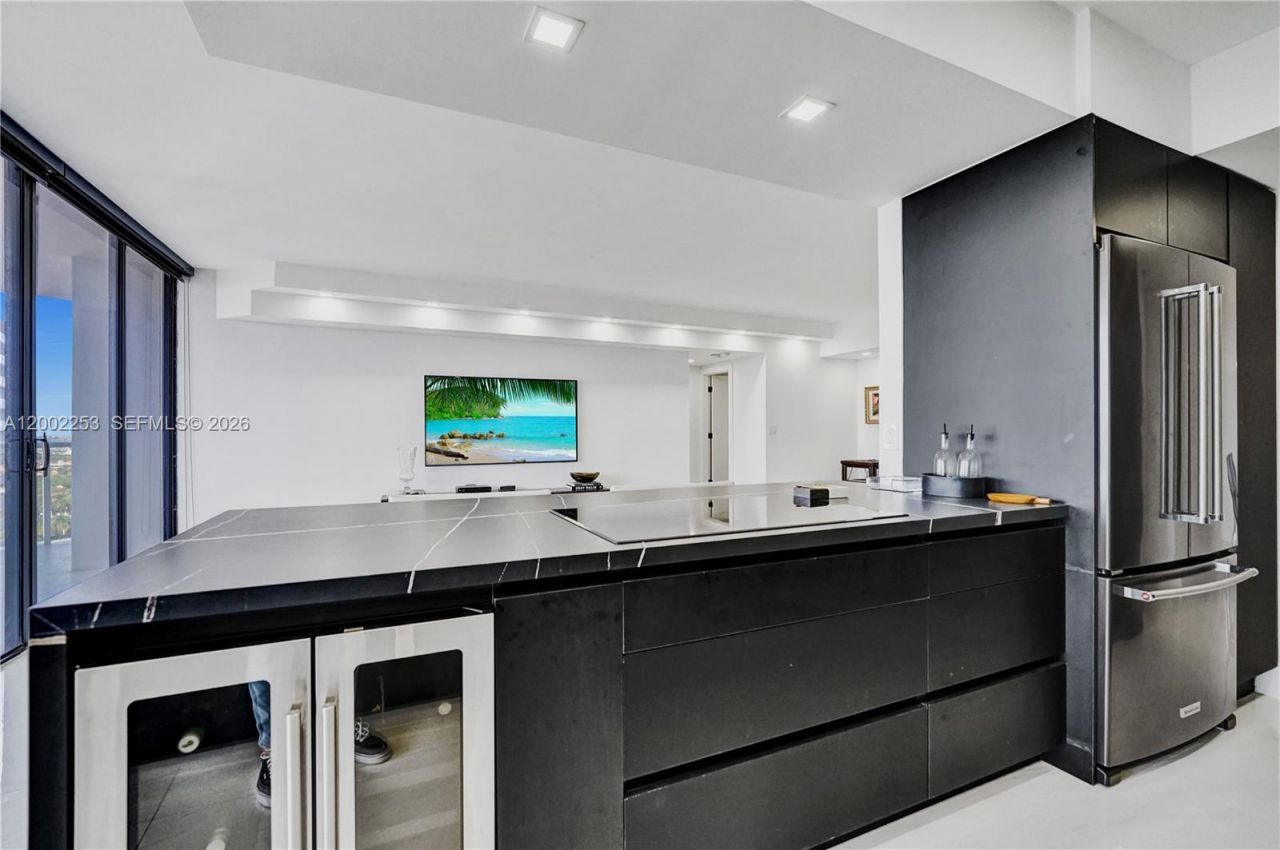 20281 E Country Club Dr, Unit 1503, Aventura, FL 33180 Photo