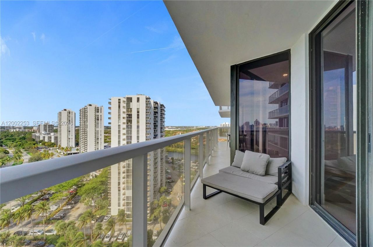 20281 E Country Club Dr, Unit 1503, Aventura, FL 33180 Photo