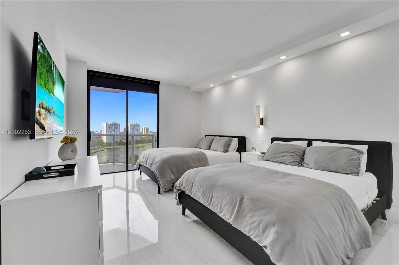 20281 E Country Club Dr, Unit 1503, Aventura, FL 33180 Photo