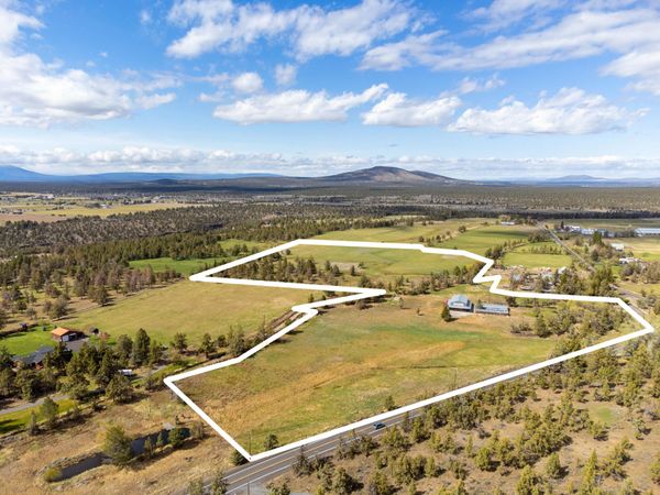 65799 SW 93rd Street, Bend, OR 97703