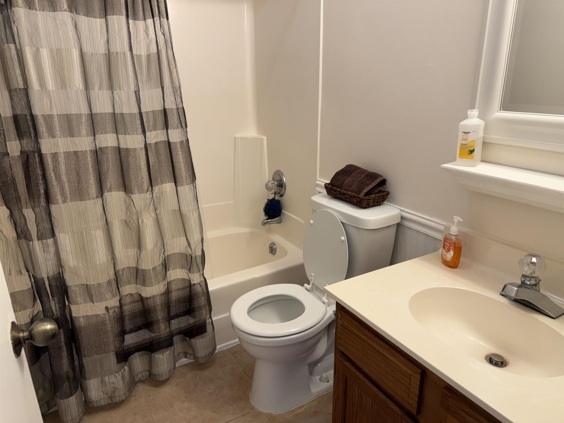 1025 Plantation Dr.  Photo 12