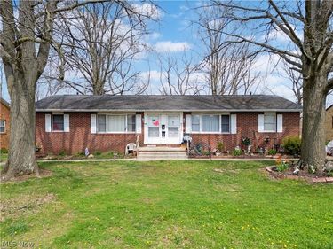 741-743 Skylark Avenue , Wooster, OH 44691