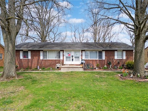 741-743 Skylark Avenue , Wooster, OH 44691