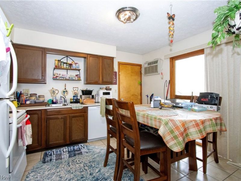 741-743 Skylark Avenue, Wooster, OH 44691 Photo 2