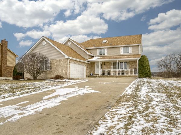 9179 Franklin Drive, St. John, IN 46373
