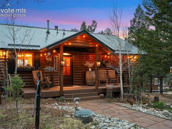 1366 Vagabond Creek Drive, Lake George, CO 80827