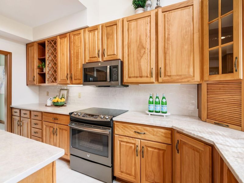 582 Westbury Woods Court, Westerville, OH 43081 Photo 10