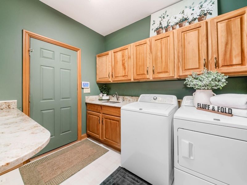 582 Westbury Woods Court, Westerville, OH 43081 Photo 24