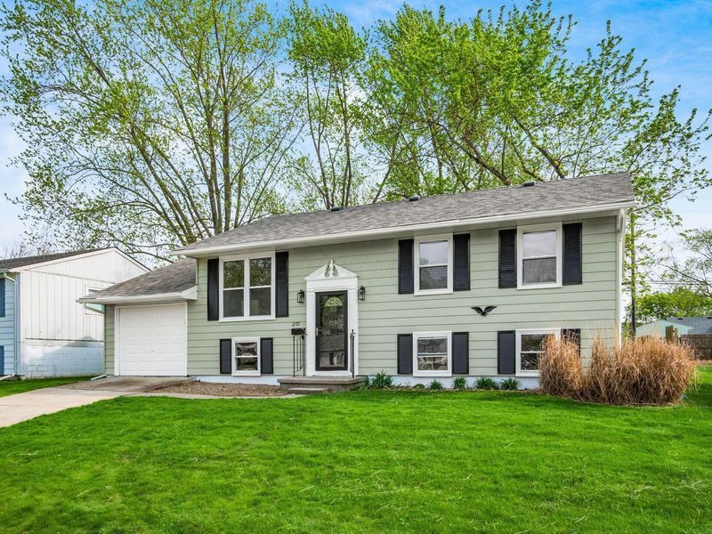 207 Richards Drive, Delaware, OH 43015 Photo 3