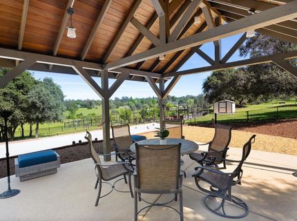 10165 Coyote Ridge Ct, Auburn, CA 95602 Photo