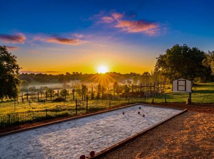 10165 Coyote Ridge Ct, Auburn, CA 95602 Photo