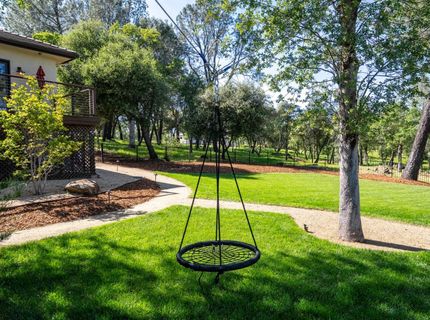 10165 Coyote Ridge Ct, Auburn, CA 95602 Photo