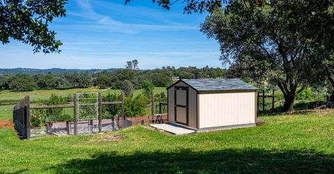 10165 Coyote Ridge Ct, Auburn, CA 95602 Photo