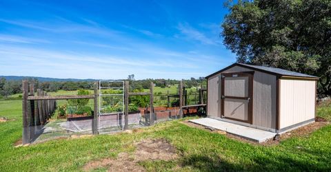 10165 Coyote Ridge Ct, Auburn, CA 95602 Photo