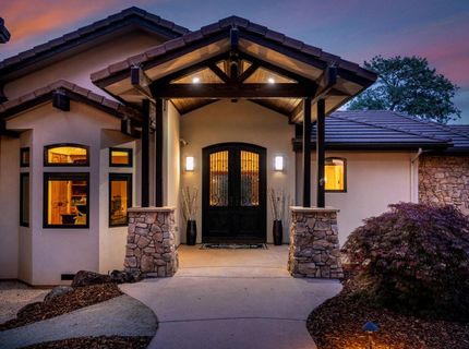 10165 Coyote Ridge Ct, Auburn, CA 95602 Photo