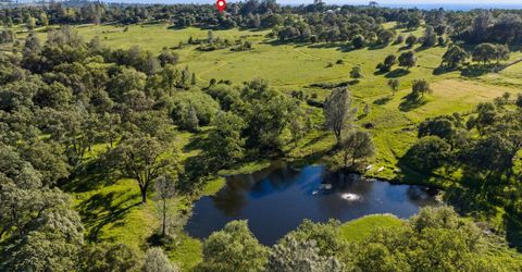 10165 Coyote Ridge Ct, Auburn, CA 95602 Photo