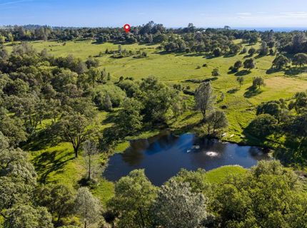 10165 Coyote Ridge Ct, Auburn, CA 95602 Photo