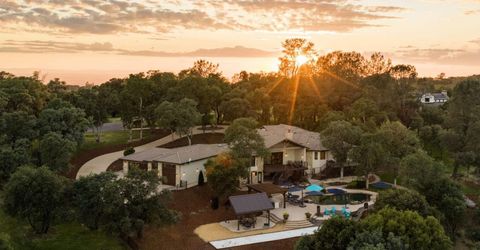 10165 Coyote Ridge Ct, Auburn, CA 95602 Photo