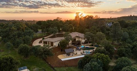 10165 Coyote Ridge Ct, Auburn, CA 95602 Photo