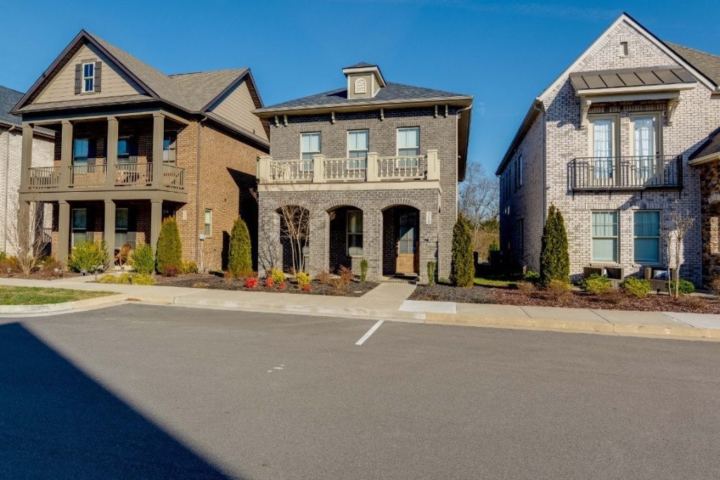 318 Cornelius Way, Hendersonville, TN 37075 Main Photo