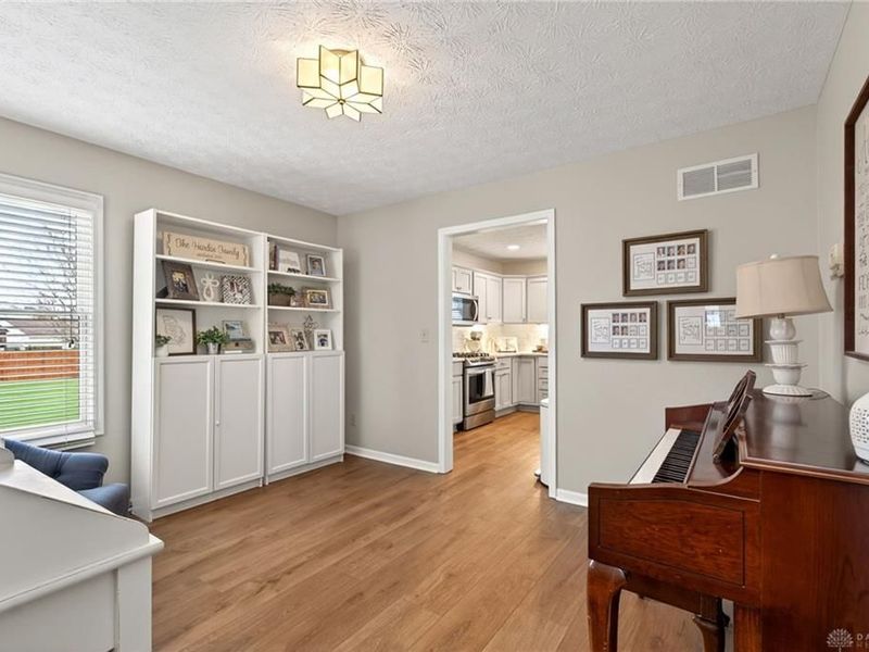 1155 Crimson Court, Waynesville, OH 45068 Photo 7