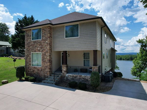 341 Russell Lane , Decatur, TN 37322