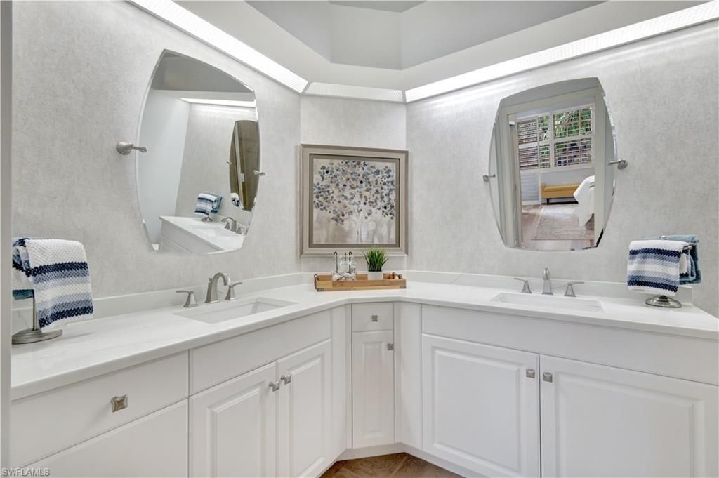 8661 Piazza Del Lago Cir, Unit 204, Estero, FL 33928 Photo