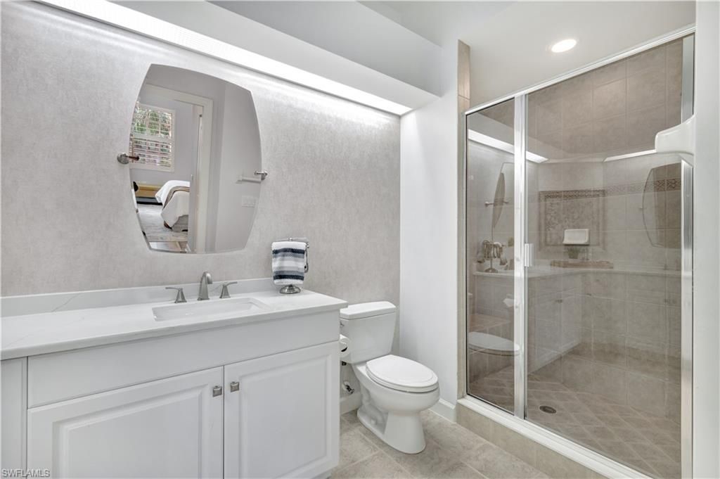 8661 Piazza Del Lago Cir, Unit 204, Estero, FL 33928 Photo