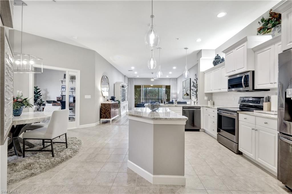 8661 Piazza Del Lago Cir, Unit 204, Estero, FL 33928 Photo
