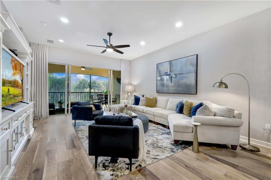 8661 Piazza Del Lago Cir, Unit 204, Estero, FL 33928 Photo