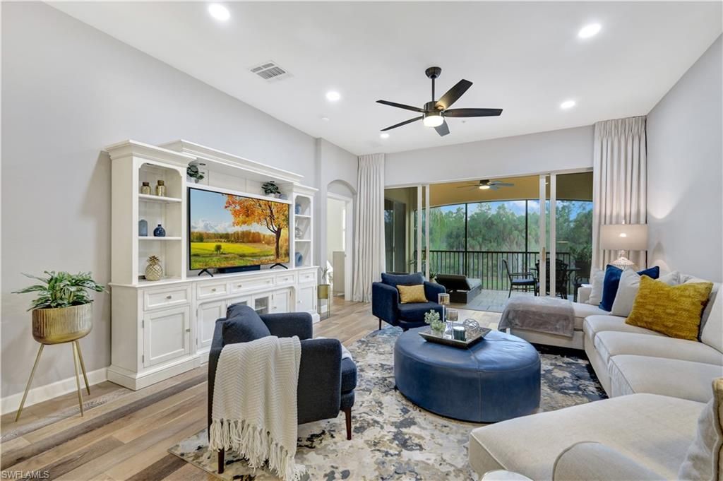 8661 Piazza Del Lago Cir, Unit 204, Estero, FL 33928 Photo