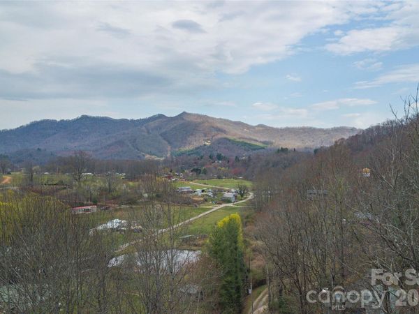 99999 Molasses Way , Waynesville, NC 28785