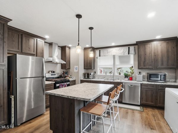 833 W Skye View Drive, Findlay, OH 45840