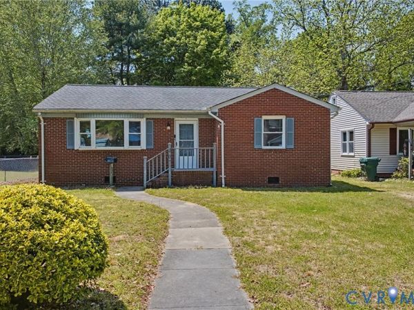 407 Henry Street , Suffolk, VA 23434